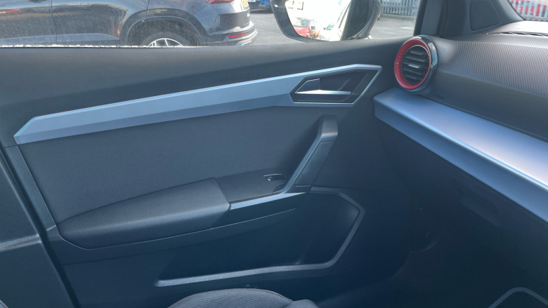 SEAT Arona 1.0 TSI 110 FR 5dr Petrol Hatchback